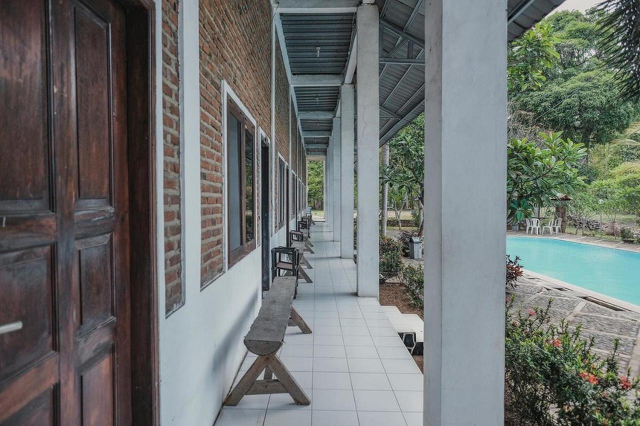 Reddoorz Near Pantai Florida Anyer Hotel Serang Exterior photo